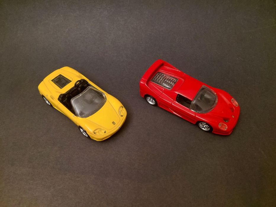 Lote miniaturas Ferrari Hot Wheels 1.43