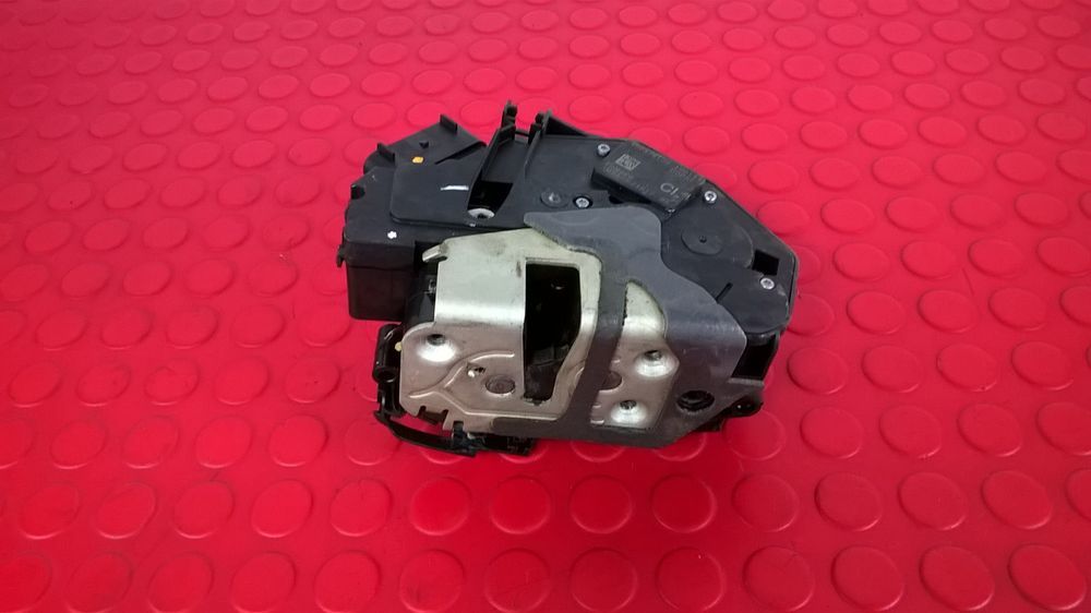 Fecho da Porta Frente Direito - AM5A-BE [Ford Fiesta VI]