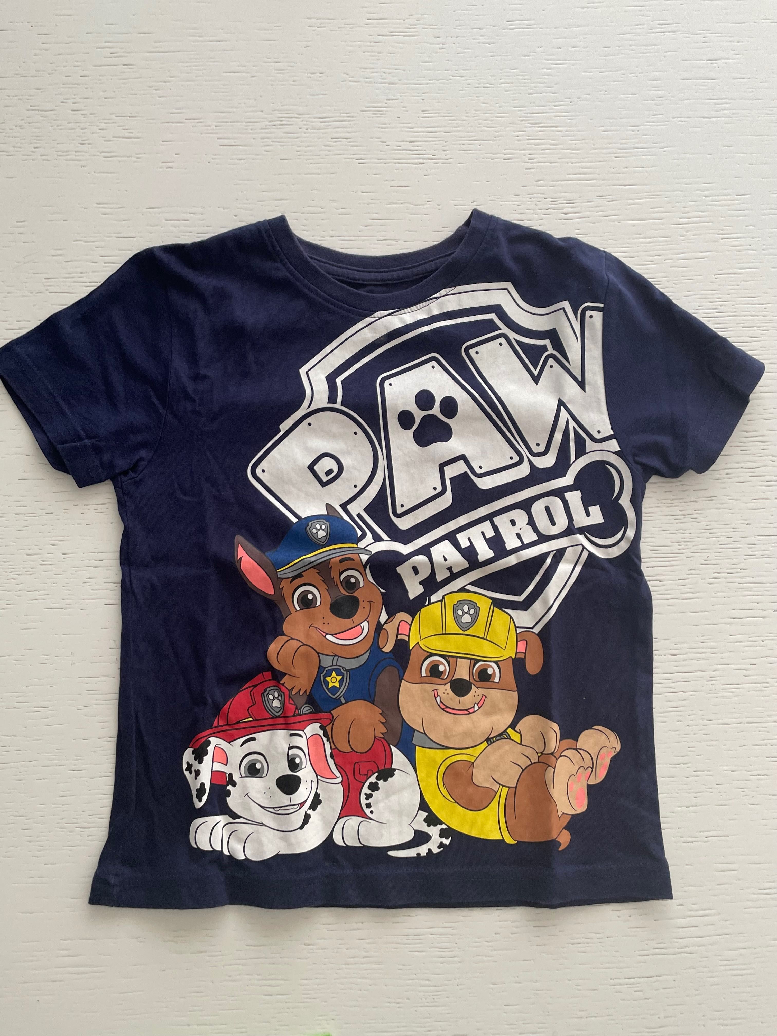 Vendo conjunto de 3 t-shirt 3/4A