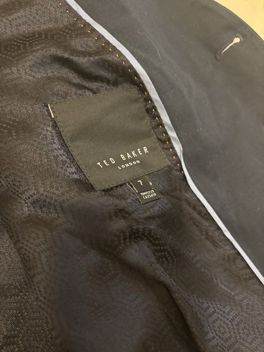 Granatowa kamizelka garniturowa ted baker uniwersalna