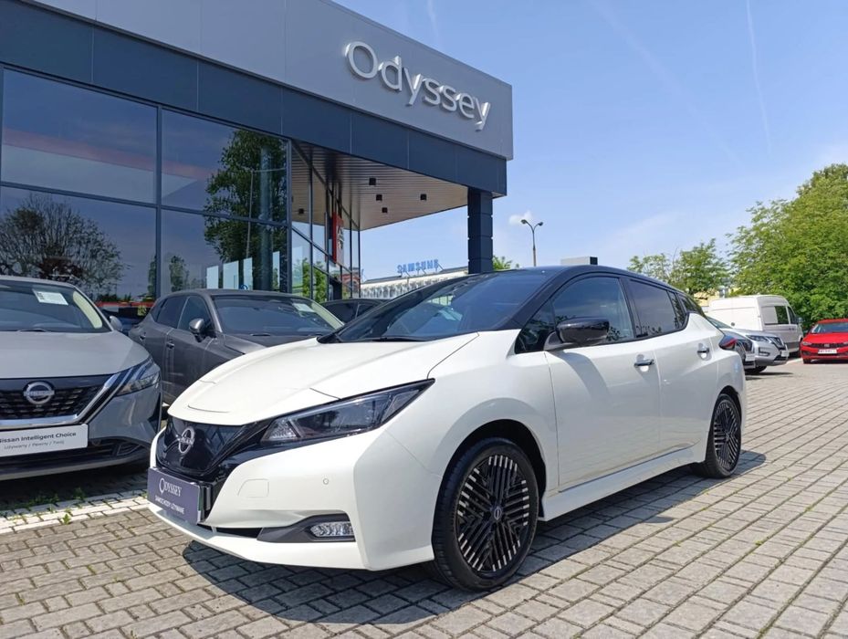 Nissan Leaf 40 Kwh N-Connecta + Pakiet Led * Demo * Faktura