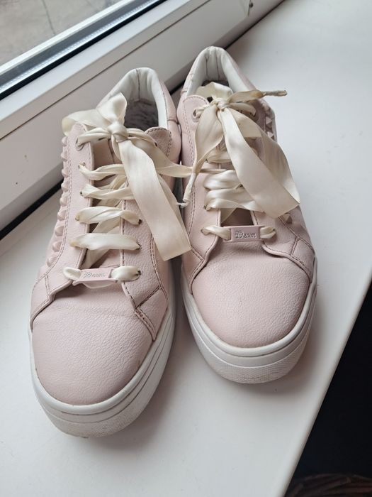 Снікерси молодіжні демо