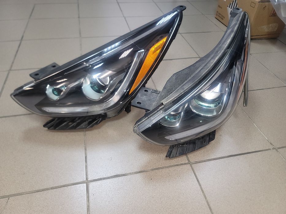 Фара фари фары Kia Niro Кіа Ніро Ниро розборка разборка запчасти шрот