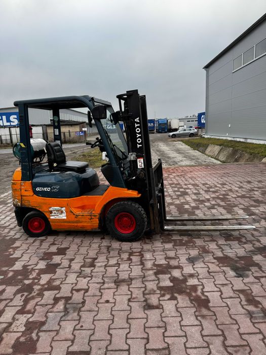 Toyota 02-7FGL15 – 2004 r. – Benzyna/LPG – Udźwig 1500 kg