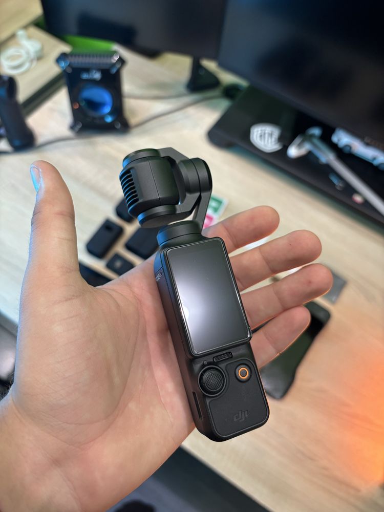 DJI Pocket 3 Creator Combo