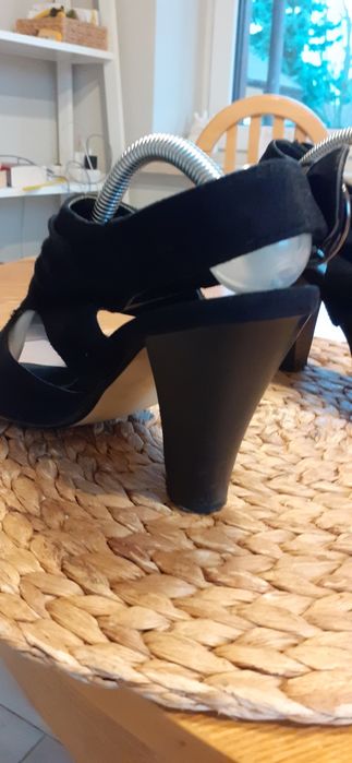 buty damskie odkryta pięta i palce czarne zamszowe na obcasie 37