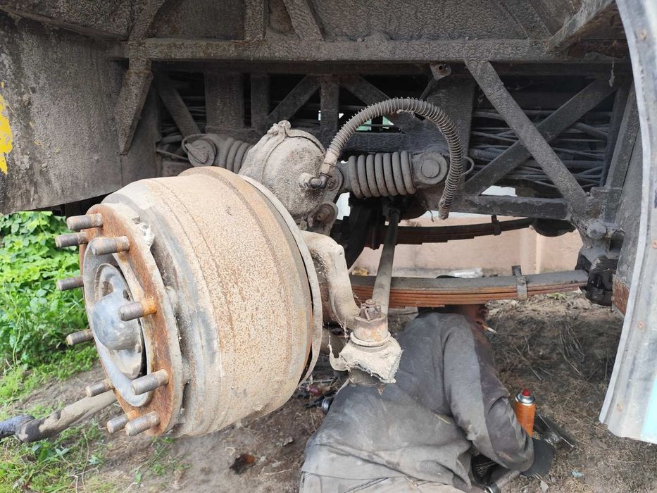 Балка вісь ЛАЗ ЛИЛ автобус передня