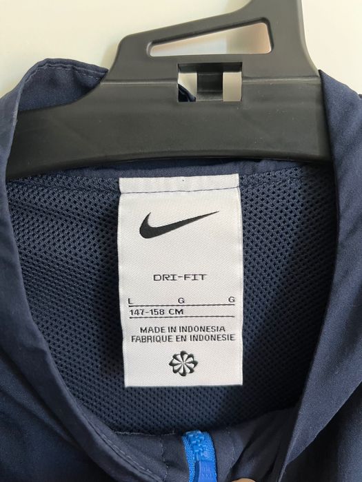 Bluza i kurtka wiatrówka Nike klub siódemka Tychy rozmiar 147-158