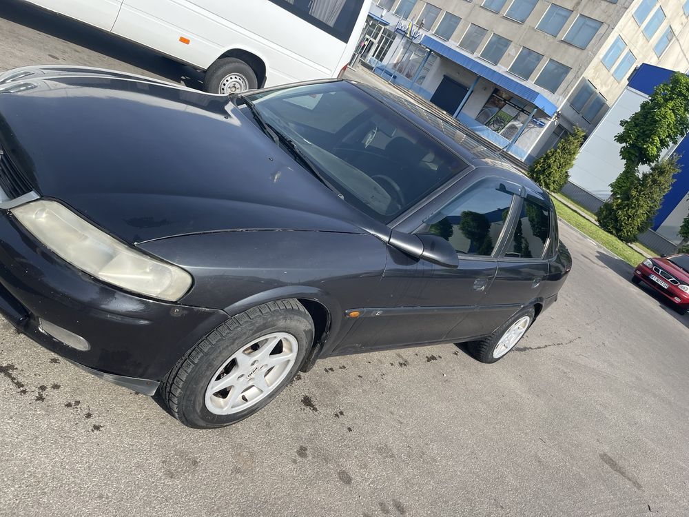 Opel Vectra B1.8 газ/бензин