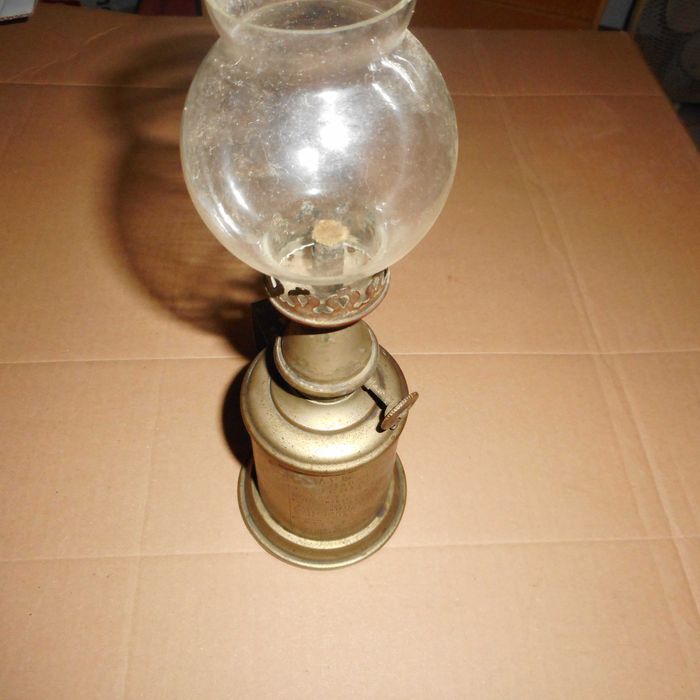 Lampka naftowa PIGENON