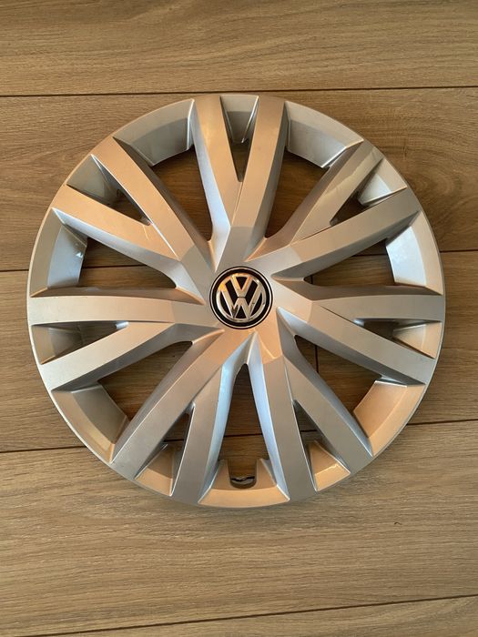 Ковпаки,колпаки оригінальні Вольксваген R16 4шт.