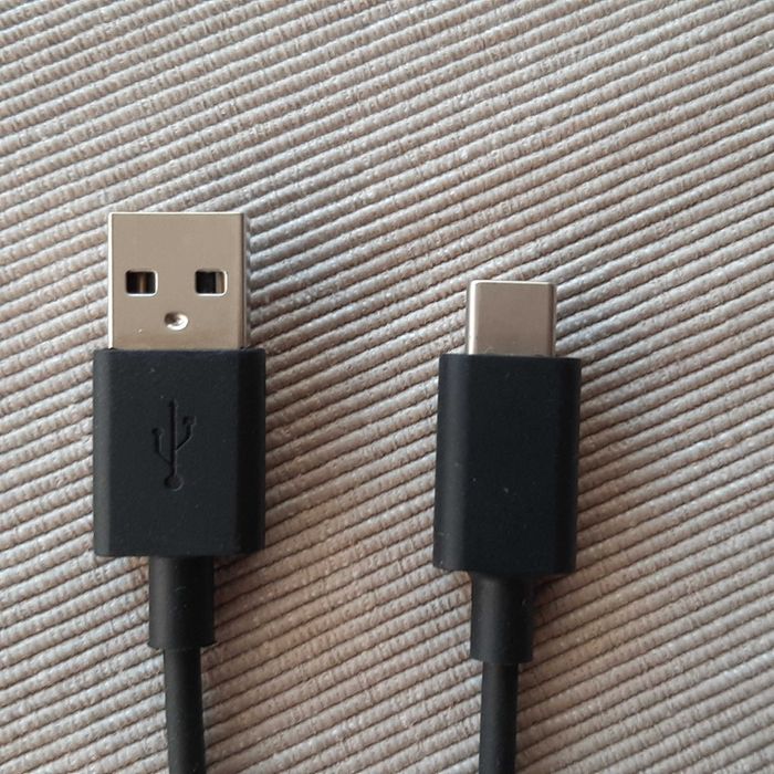 kabel USB-C do ładowania