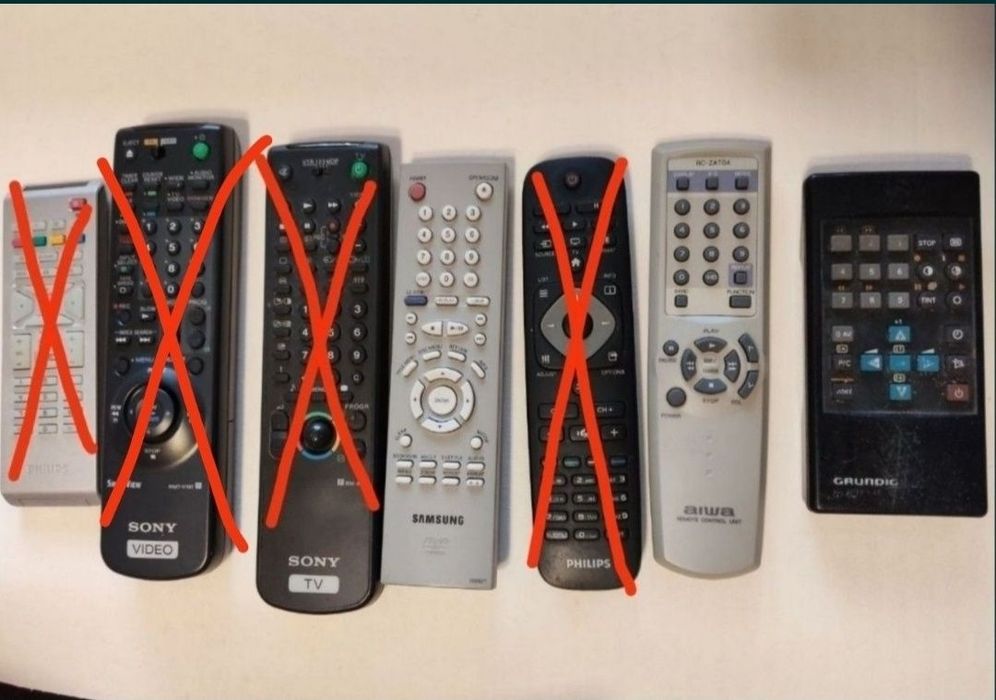 Comandos TV/ Hi-Fi/ DVD - 3 euros cada