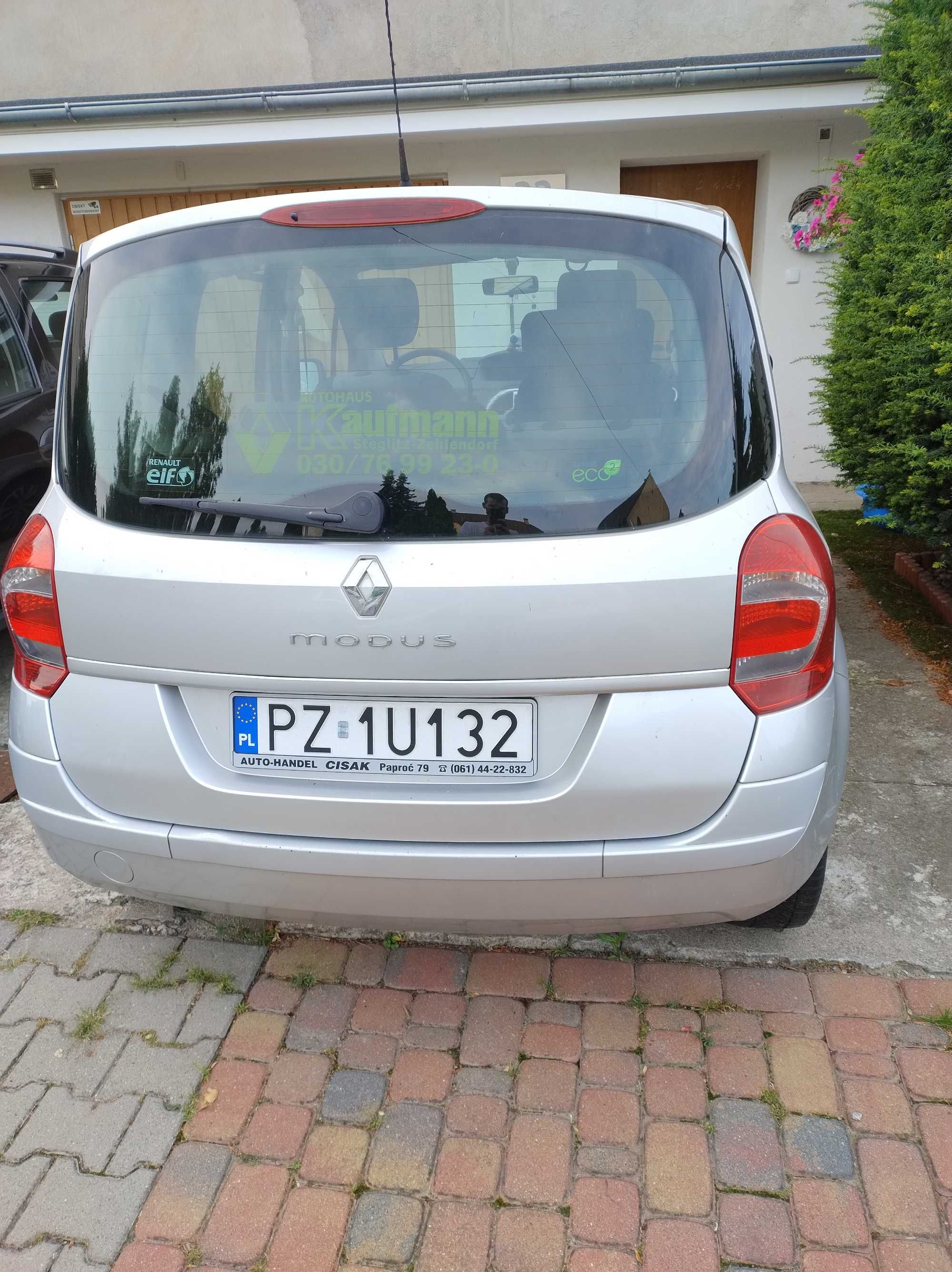 Sprzedam uszkodzony Renault Modus