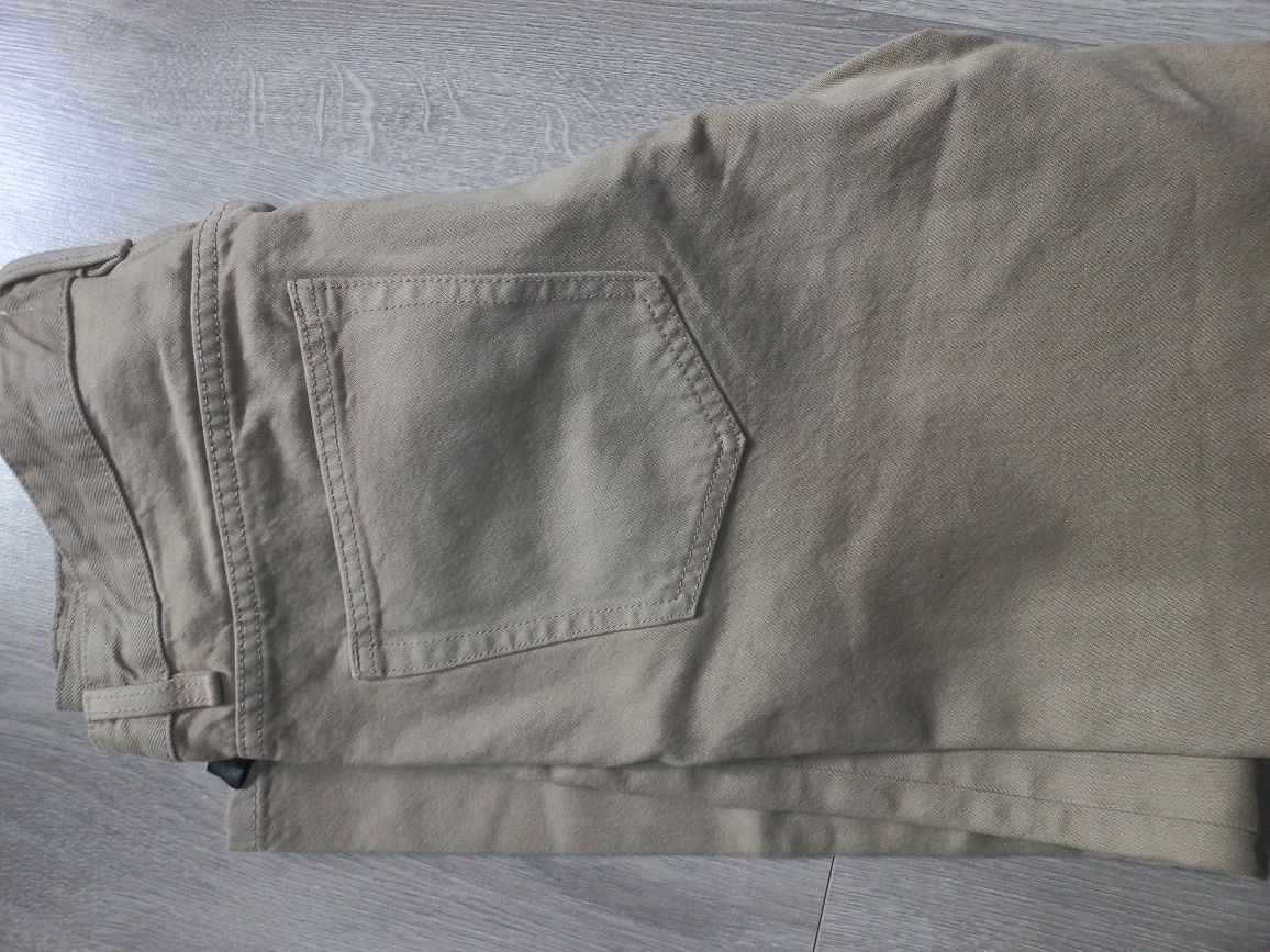 Джинси чоловічі  ZARA 44 розмір беж.