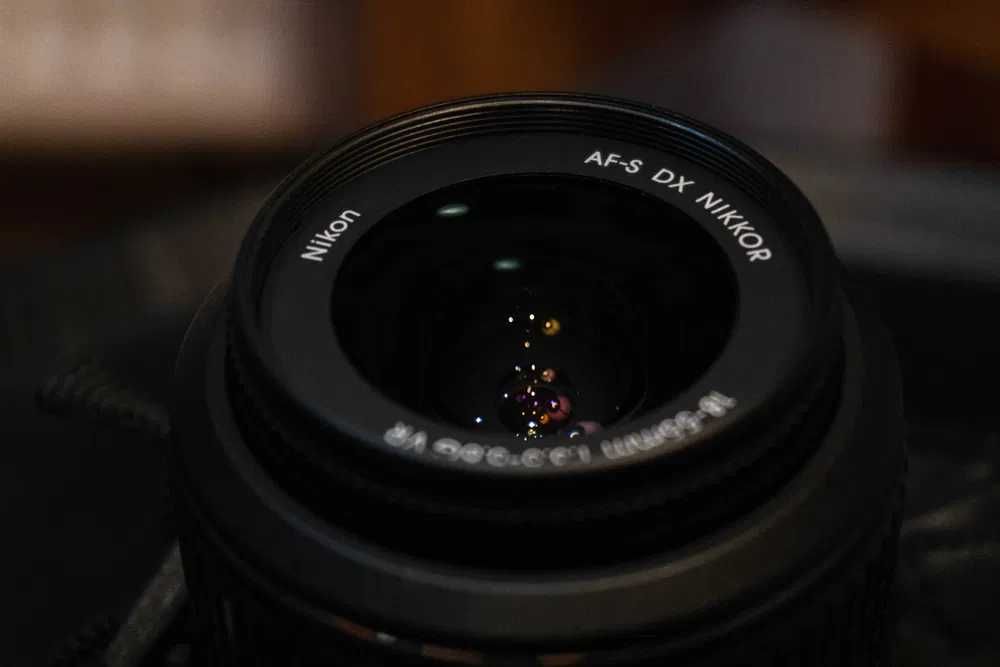 nikon d5100 + obiektyw NIKKOR 18-55mm
