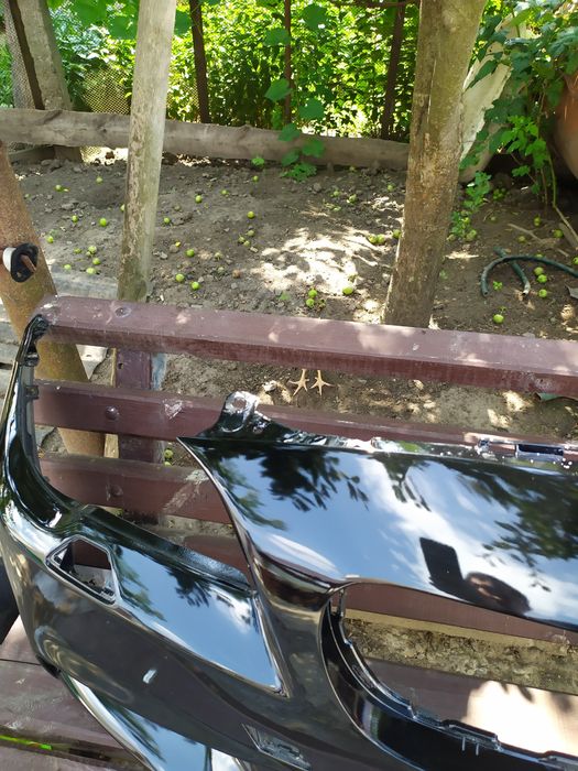 Продам бампер передний м