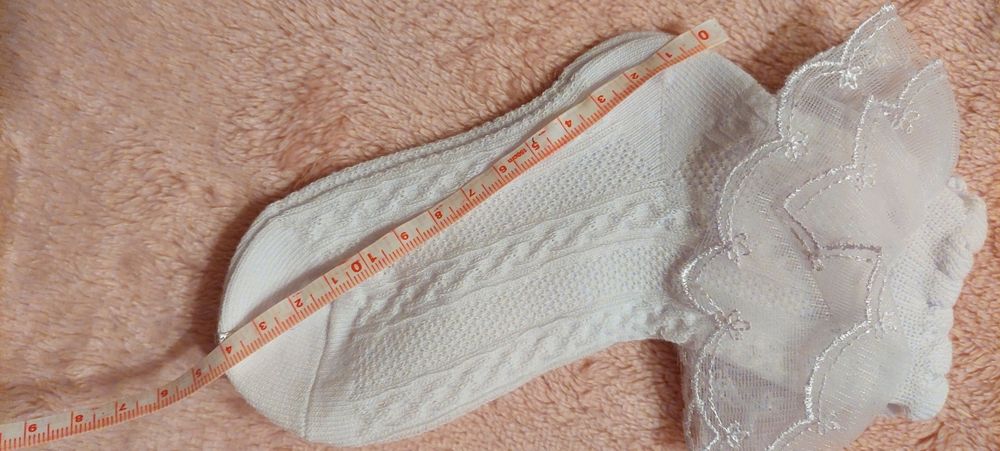 Skarpetki dziecięce dziewczęce falbanka koronka eleganckie
