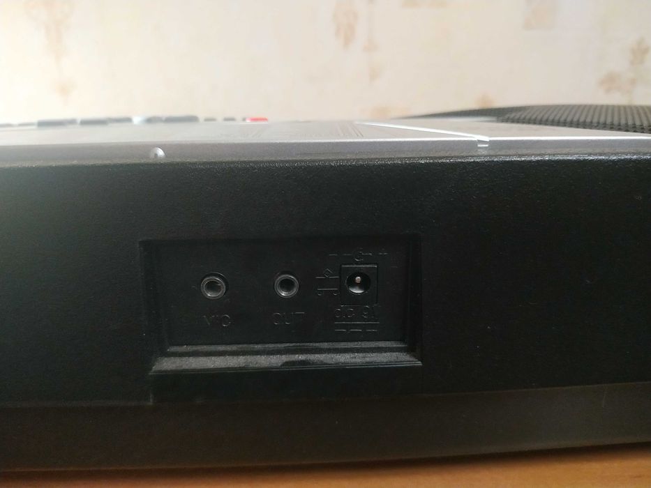 Синтезатор Bravis КВ-760