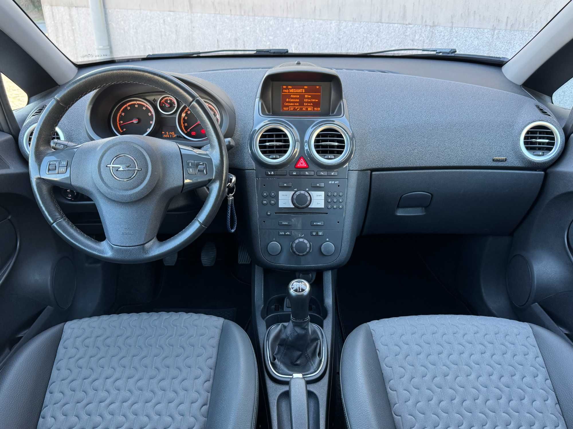Opel Corsa 1.2 EcoFLEX Innovation