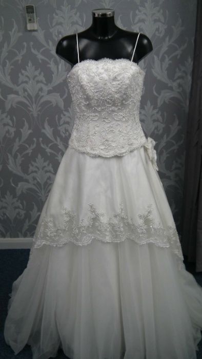 NOVO e ÚNICO - Ronald Joyce - VESTIDO de NOIVA - CETIM - TAM 42