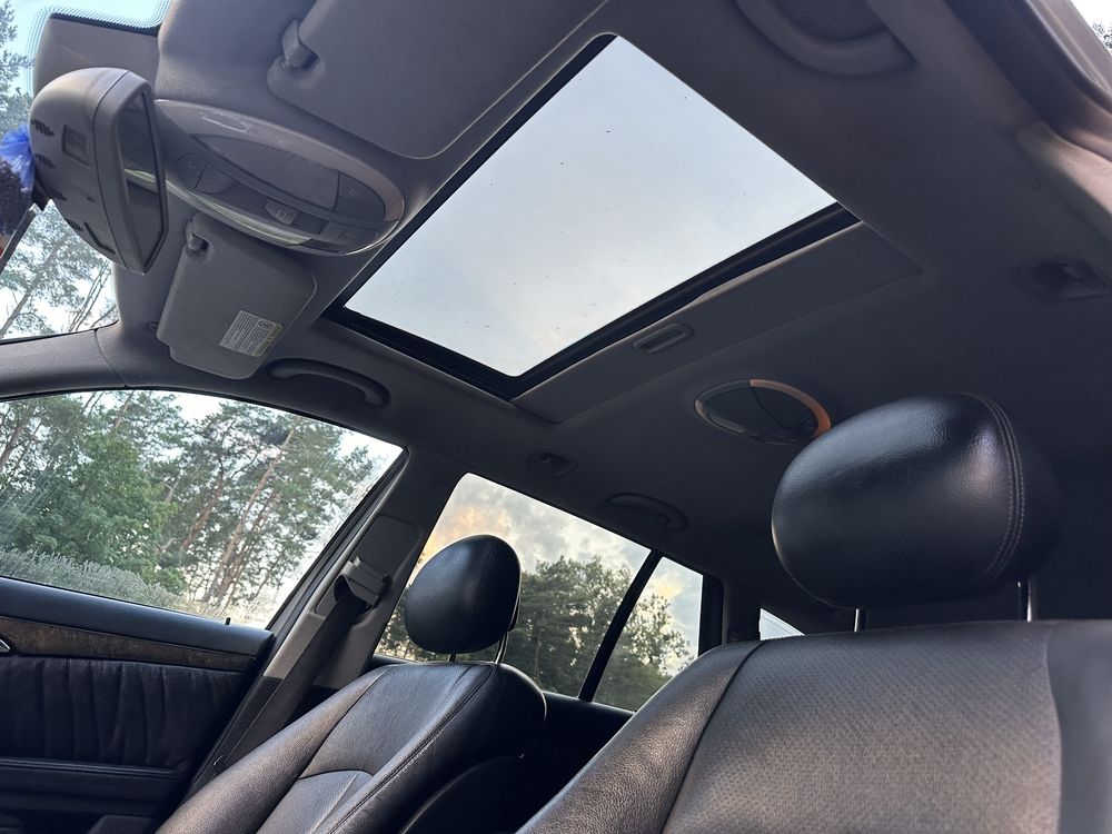 Mercedes-Benz E-Class W211 Universal 3.2 CDI