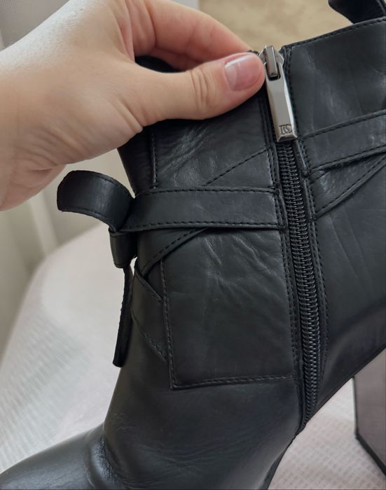 Зимові черевики на підборах