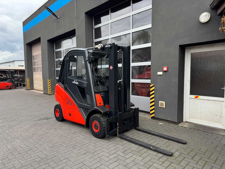 Wózek widłowy Linde H25T-01 2012 rok TRIPLEX WOLNY SKOK KABINA 469