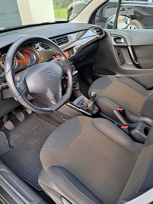 Citroen C3 Salon Polska 1.4B Przebieg 87 tys km