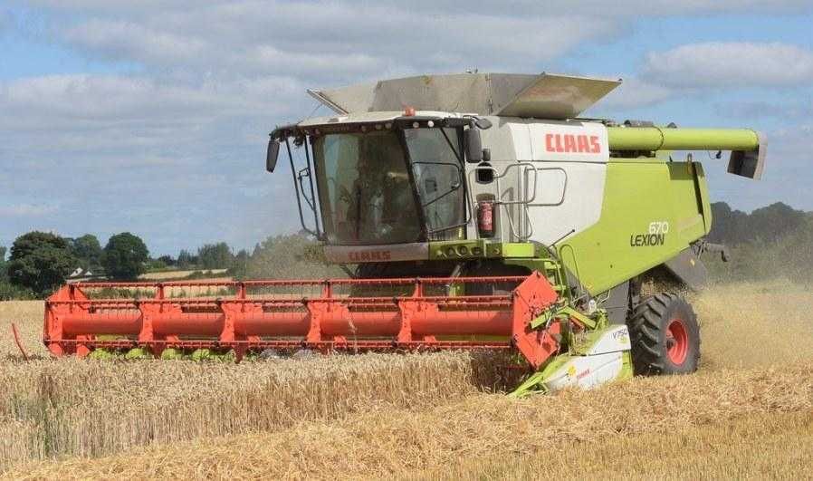 Надаю послуги Class lexion 670 з половоризкидачами 2012 рік оренда