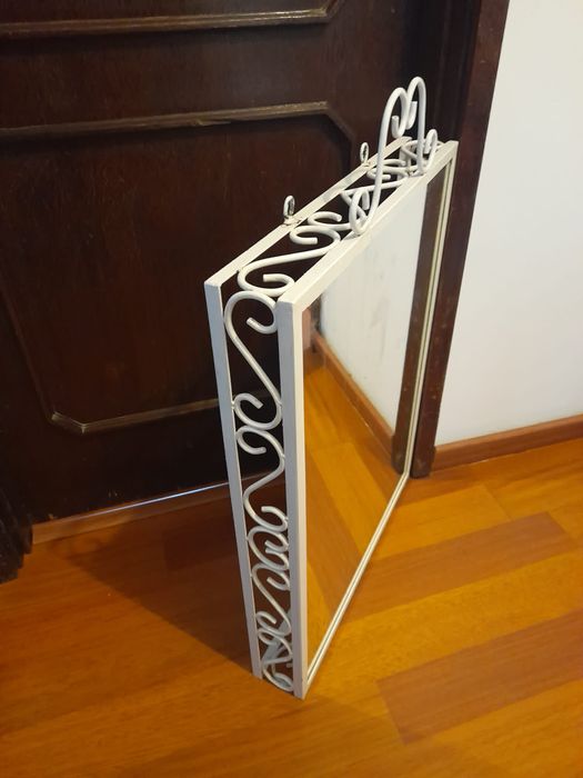Espelho de metal