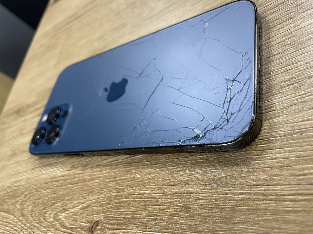 Ремонт техніки Apple: Iphone Ipod Ipad MacBook