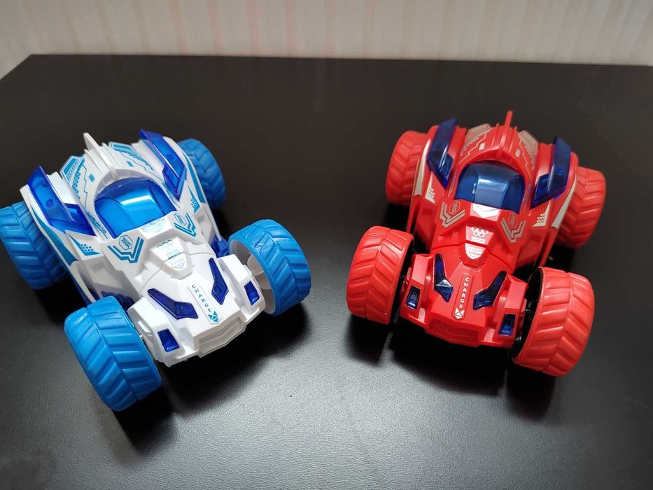 Samochód 2x akrobata Stunt Spinning Toy Car 360 stopni