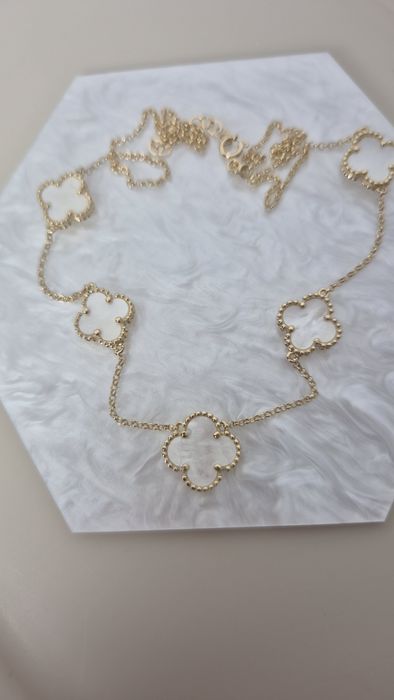 Nowy złoty naszyjnik celebrytka typu VanCleef masa perłowa koniczynki