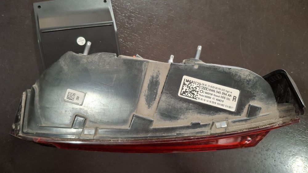 Farolin audi A5 S5  [danificado]