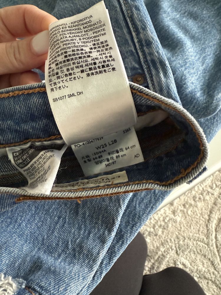 Джинси блакитні Levi’s /25