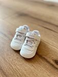 Buty białe adidas dla niemowląt