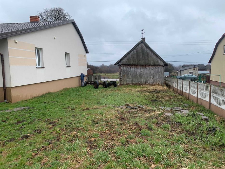 Działka budowlana 600 m2 ze starym domem, Gosań