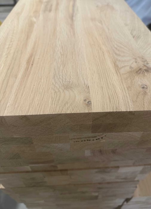 Stopnie, parapert, półki, blaty dębowe o grubości 40 mm