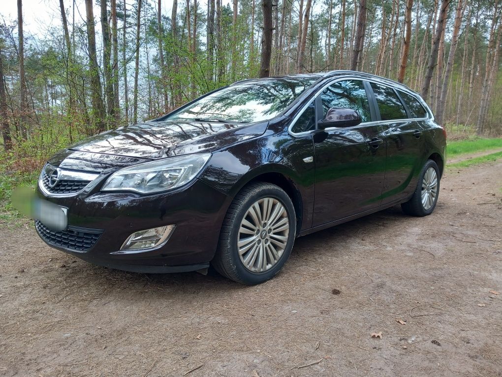 Opel Astra J Sports Tourer