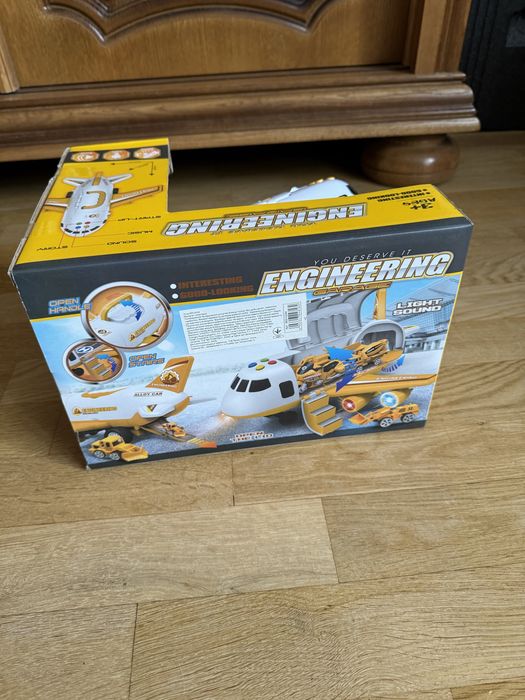 Літак Вантажний звук, підсвічування, парогенератор, інерція