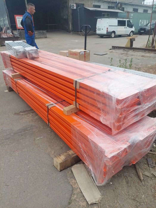 Стелажі палетні Стеллаж складской паллетный