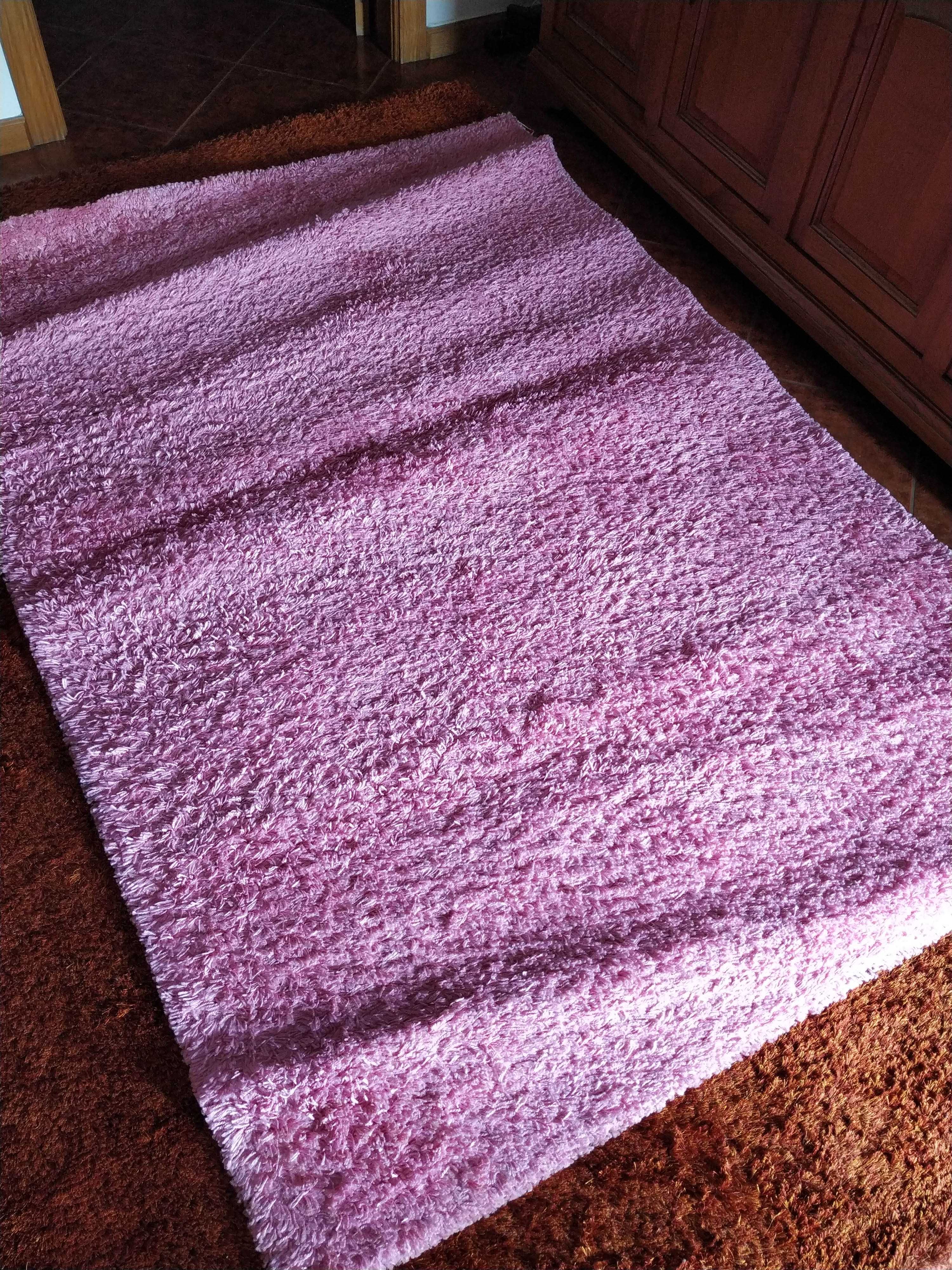 Carpete rosa 194cm x 176cm