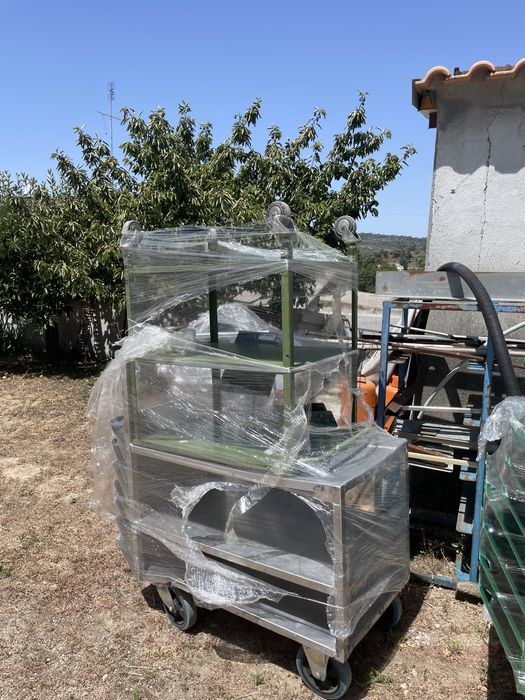 Carrinho metálico reforçado - Auxiliar