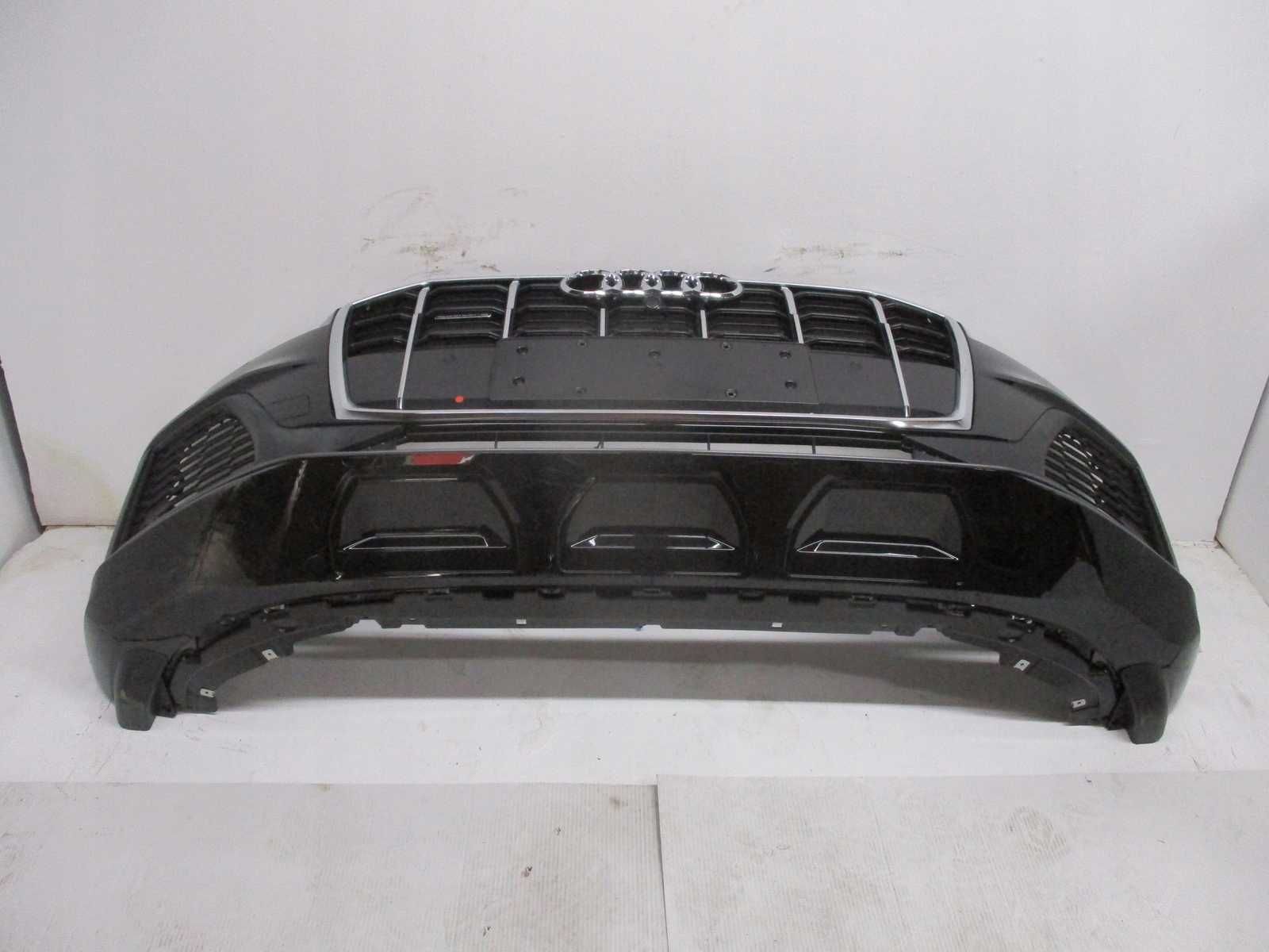 Передній бампер на AUDI Q7 4M II 2015-2023 рік