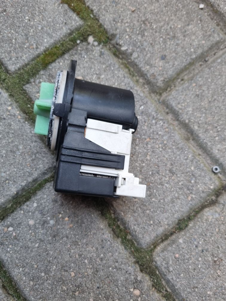 Silnik M113 Askoll pompy odpływowej do pralki 230V - 240V 50Hz klasa: