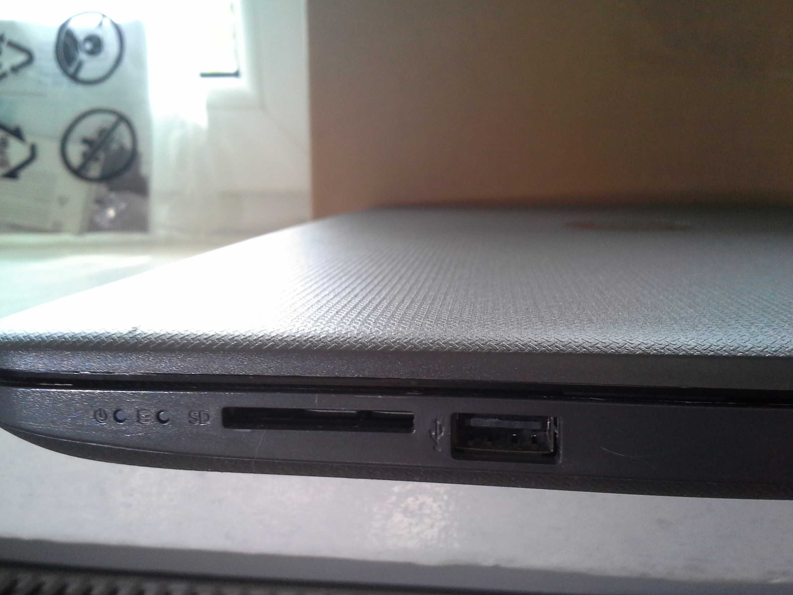 Laptop HP 250 G6 N3350/4GB/128GB SSD/W10 15.6"