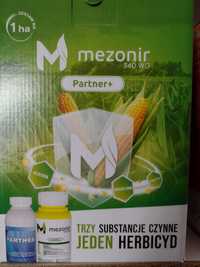 ZESTAW MEZONIR / TUDOR 114 OD powschodach na chwasty w kukurydzy