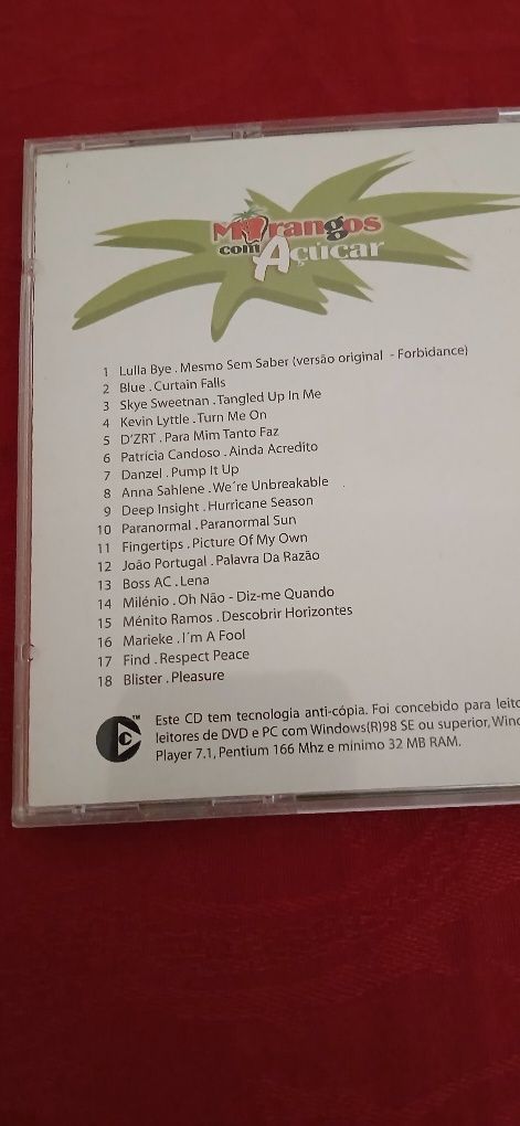 CD multimédia Morangos com Açúcar