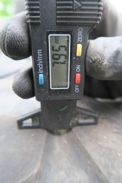 Opona używana 460/70R24(17.5R24) BKT RT747 (7.95/5.71 mm) | PARA